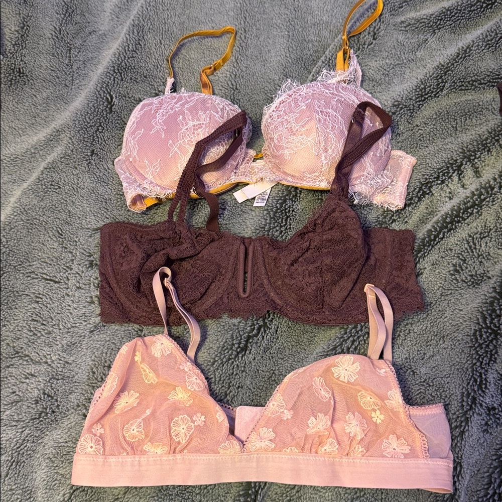 Bra and bralette lot